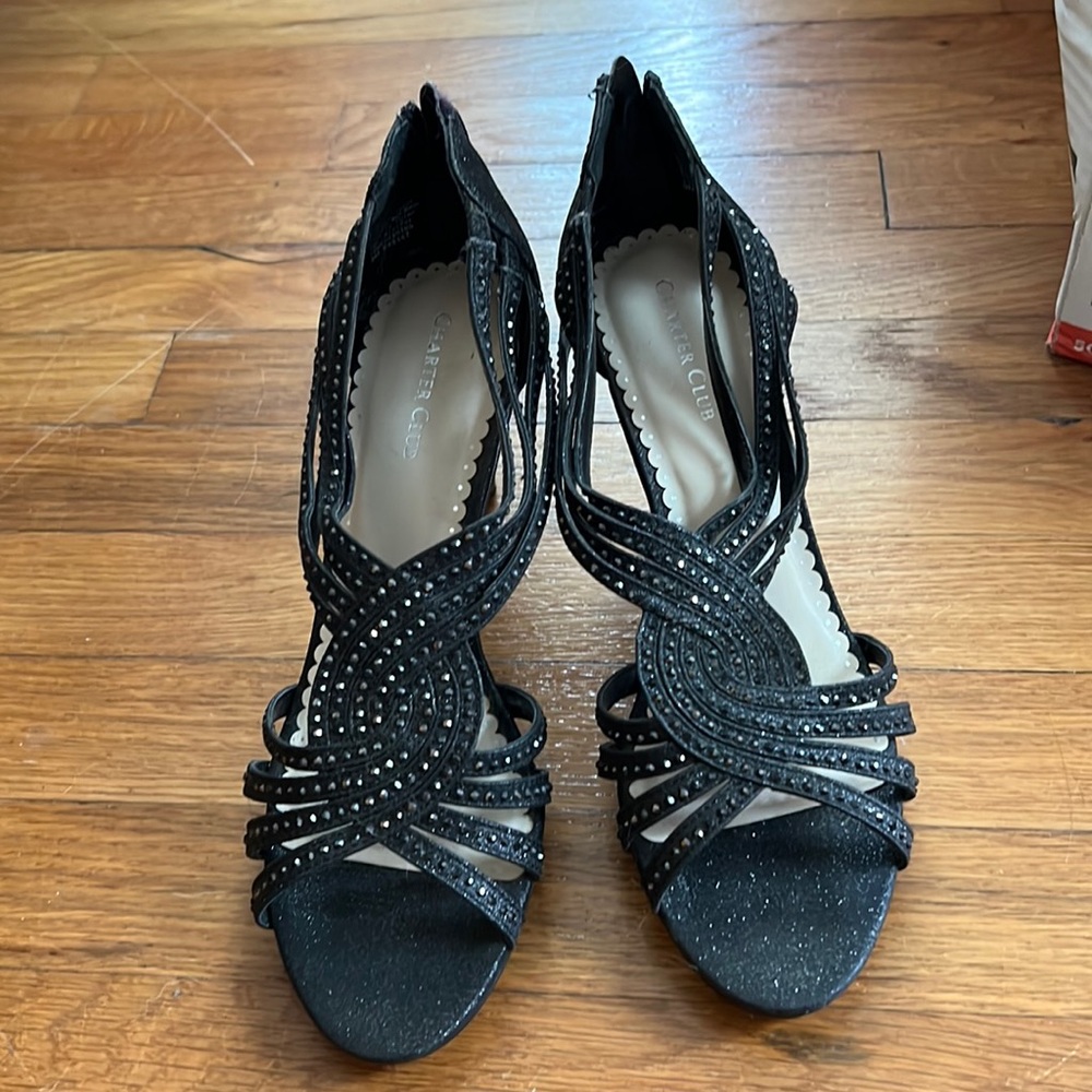 Dress sandals with heel | EUC